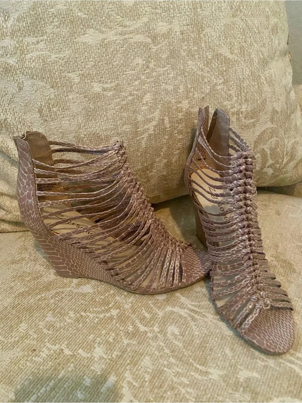 Zigi Soho Brown Woven Women's Flats